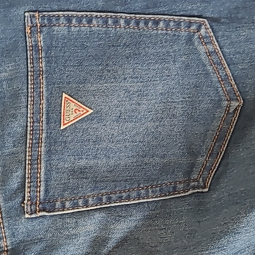 NWT Guess mid rise bootcup jeans size 28x32 - Picture 6 of 7